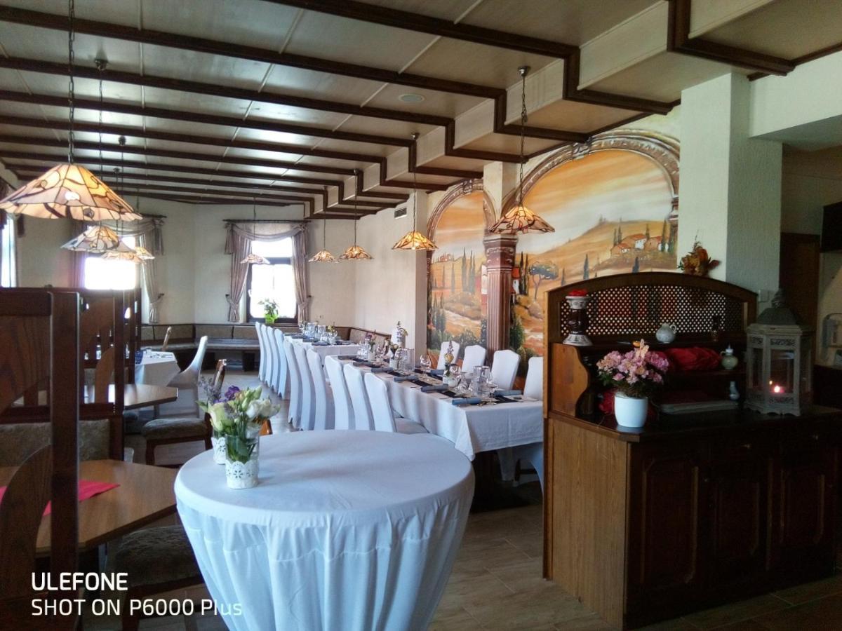Hotel Carola 申海德 外观 照片